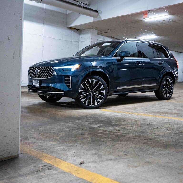 2026 Volvo XC90 B6 Plus 7-Passenger AWD