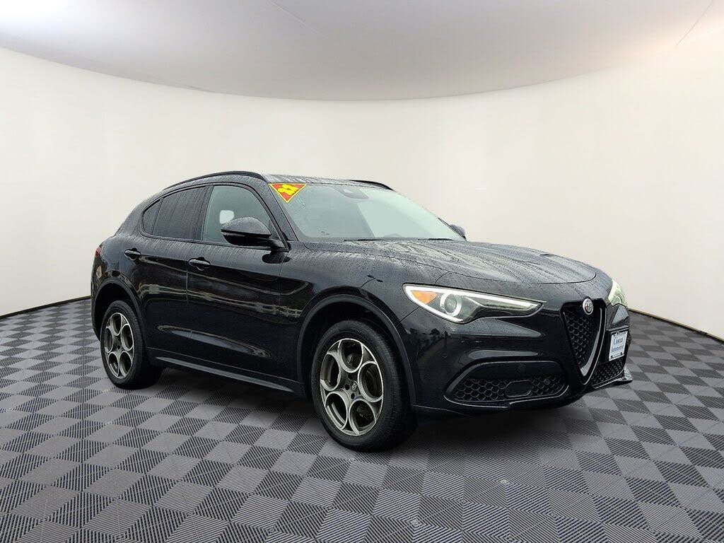 2022 Alfa Romeo Stelvio Sprint AWD
