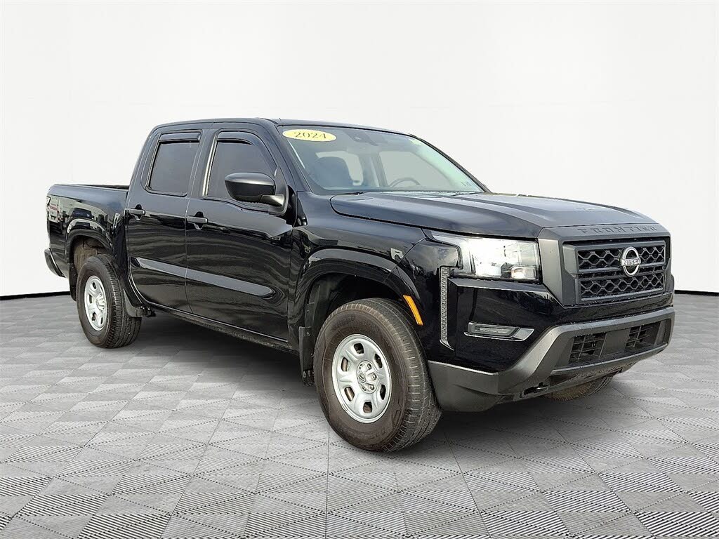 2024 Nissan Frontier S Crew Cab 4WD