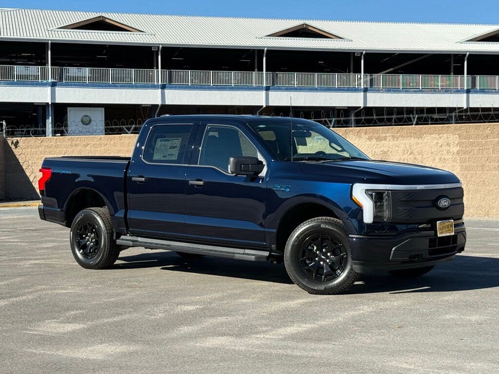 2025 Ford F-150 Lightning XLT SuperCrew AWD