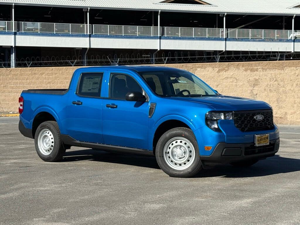 2025 Ford Maverick XL SuperCrew FWD