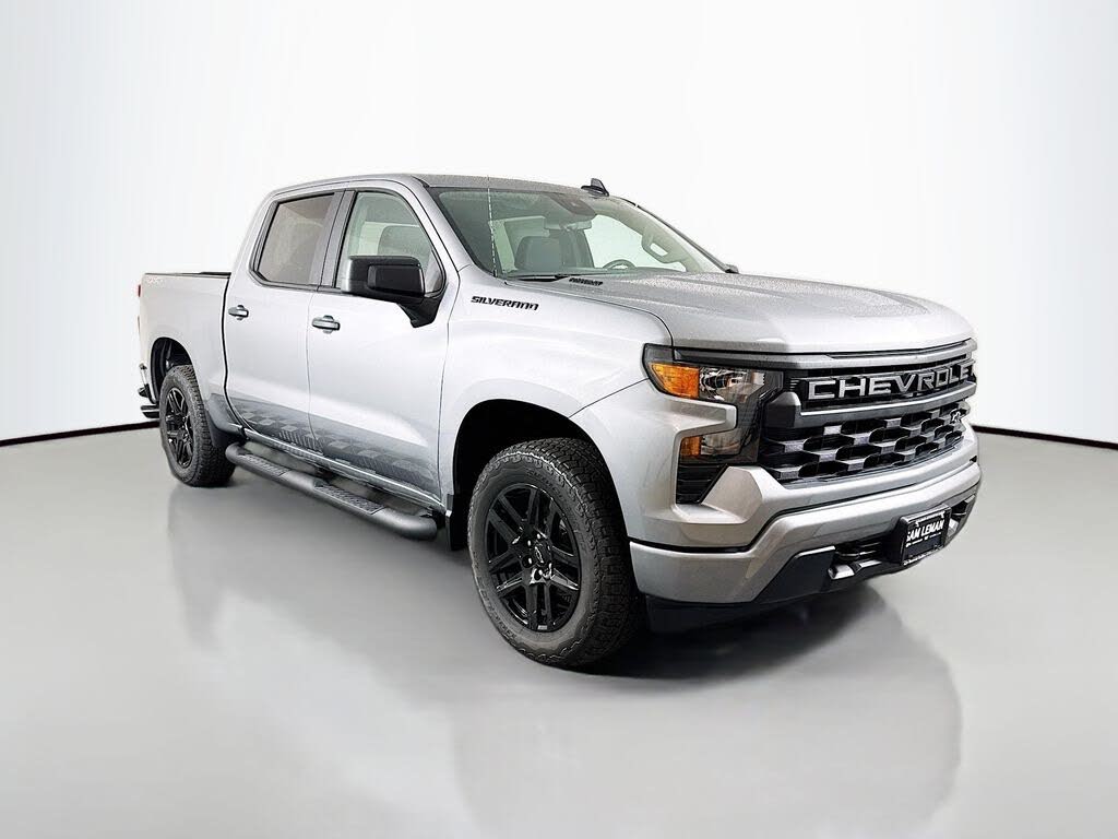 2026 Chevrolet Silverado 1500 Custom Crew Cab 4WD