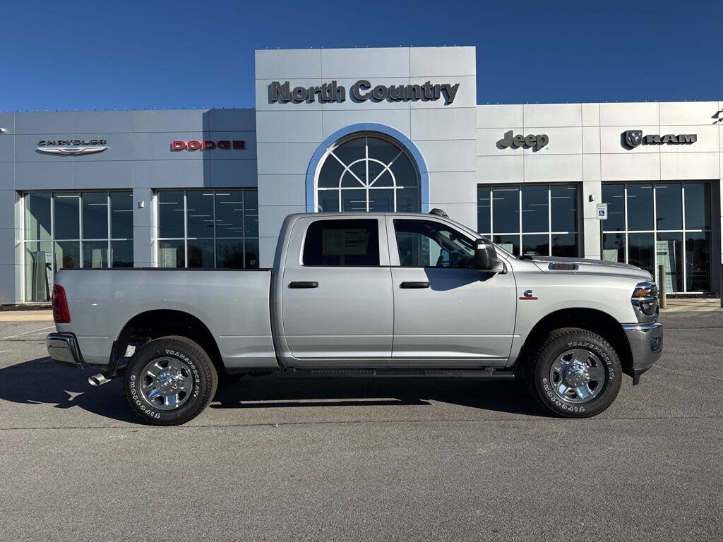 2026 RAM 2500 Tradesman Crew Cab 4WD