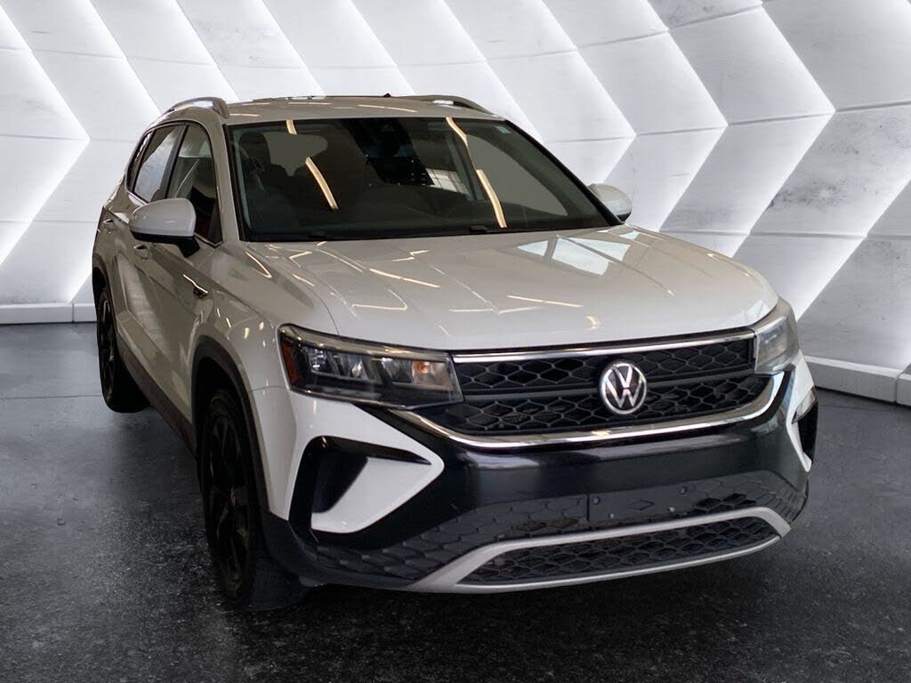 2022 Volkswagen Taos SE 4Motion