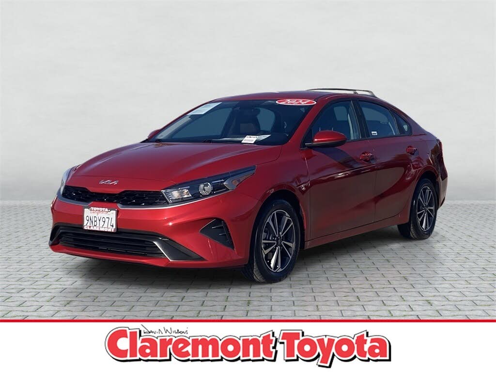 2024 Kia Forte LXS FWD