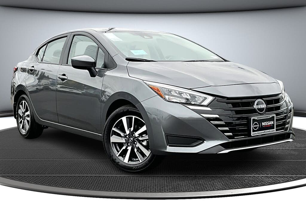 2025 Nissan Versa SV FWD