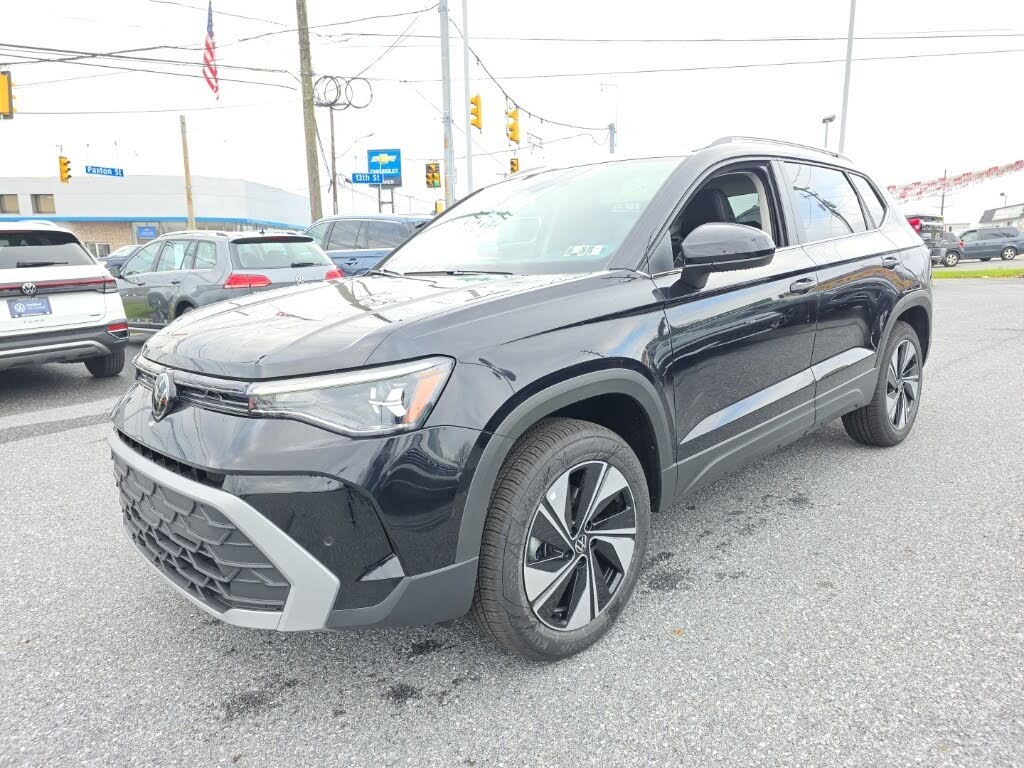 2026 Volkswagen Taos SE 4Motion