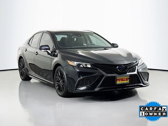 2022 Toyota Camry Hybrid SE FWD