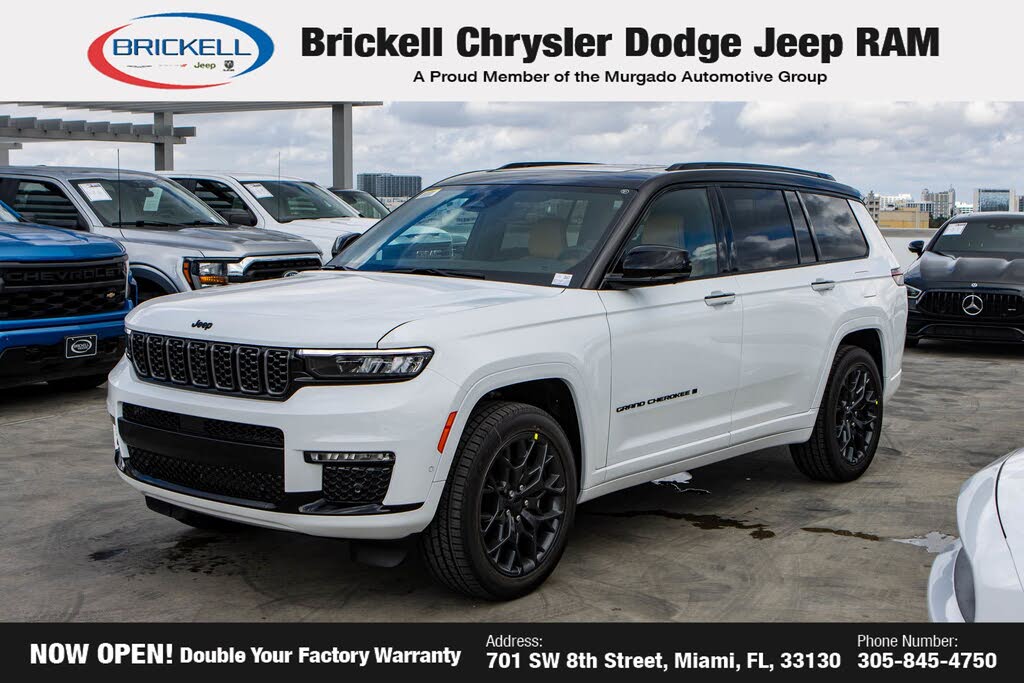 2025 Jeep Grand Cherokee L Summit 4WD