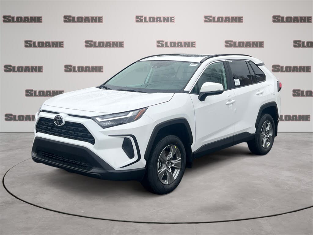 2025 Toyota RAV4 XLE AWD