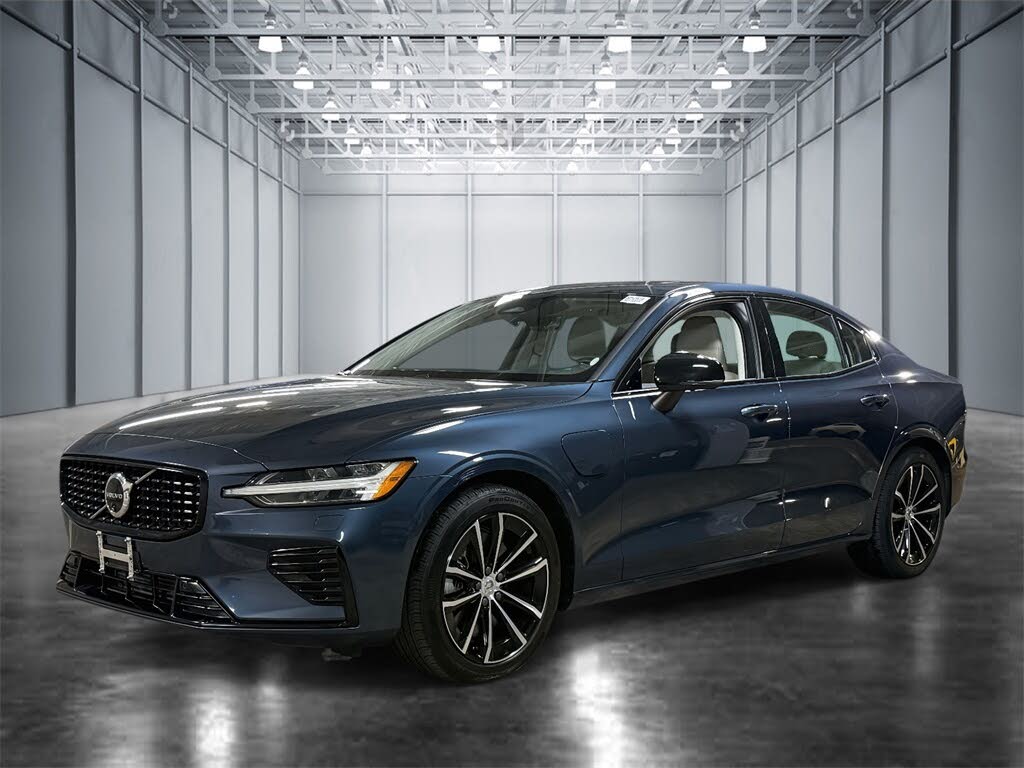 2025 Volvo S60 Recharge T8 Plus eAWD