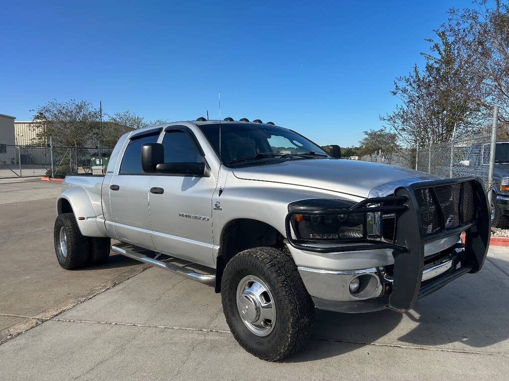 2006 Dodge RAM 3500 SLT Mega Cab DRW 4WD