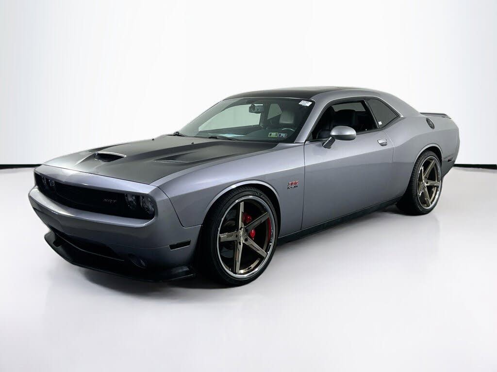 2014 Dodge Challenger SRT8 RWD