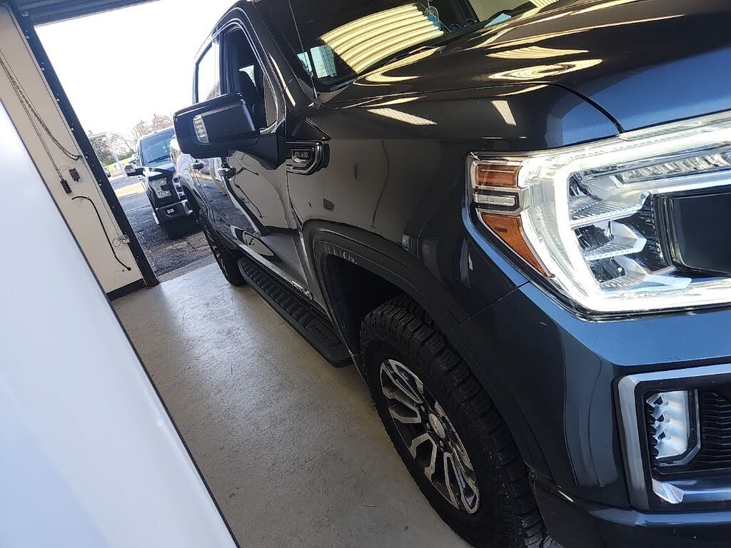 2021 GMC Sierra 1500 AT4 Crew Cab 4WD