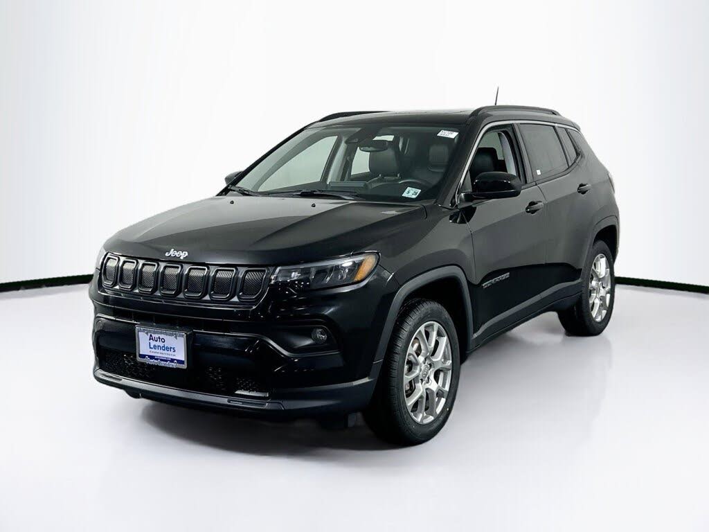 2022 Jeep Compass Latitude Lux 4WD