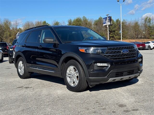 2023 Ford Explorer XLT RWD