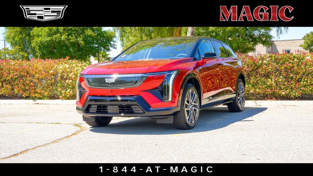 2025 Cadillac OPTIQ Sport 1 AWD