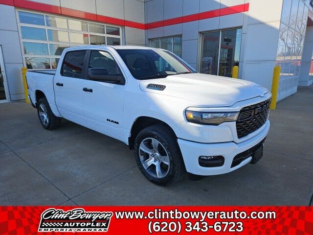 2025 RAM 1500 Tradesman Crew Cab 4WD