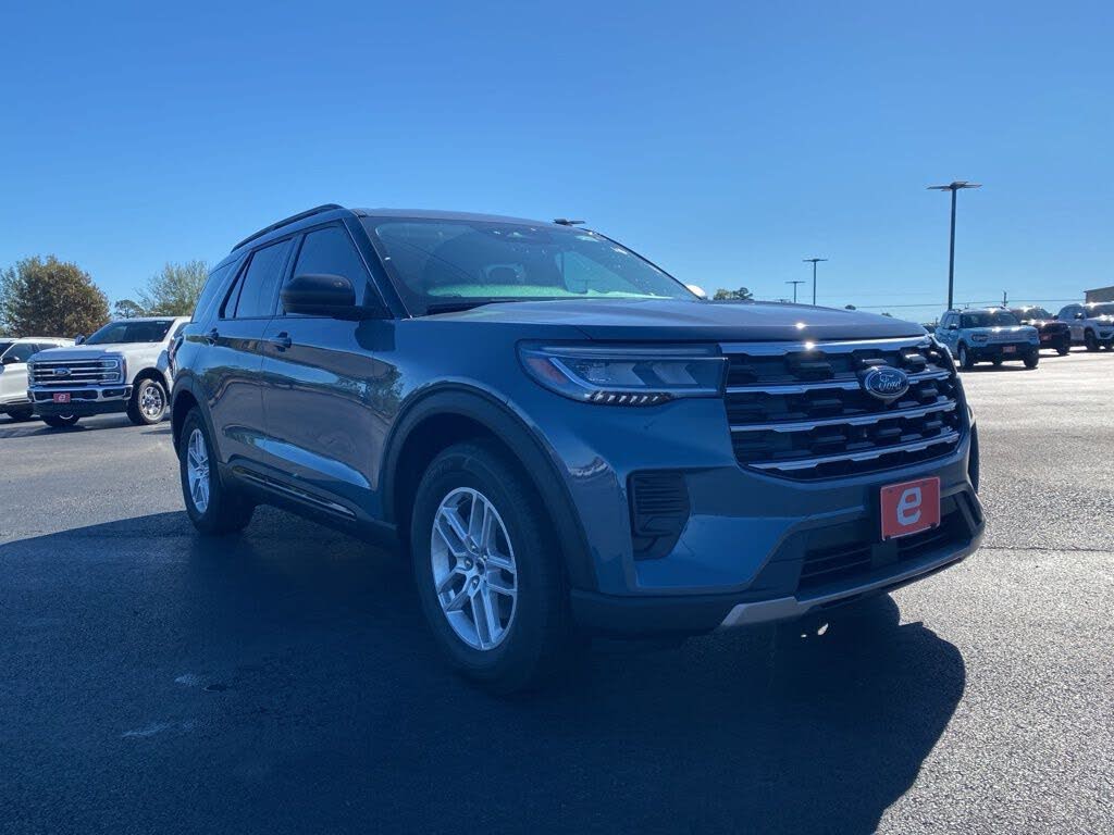 2026 Ford Explorer Active RWD