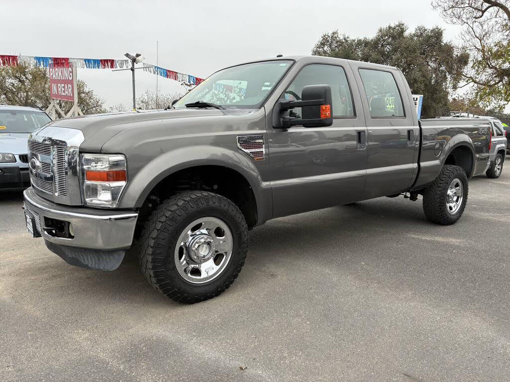 2008 Ford F-350 Super Duty XLT Crew Cab 4WD