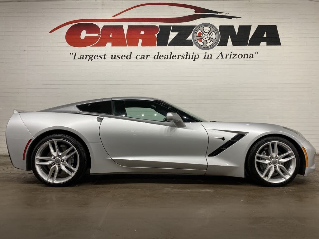 2016 Chevrolet Corvette Stingray 2LT Coupe RWD