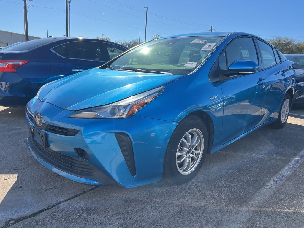 2022 Toyota Prius LE FWD