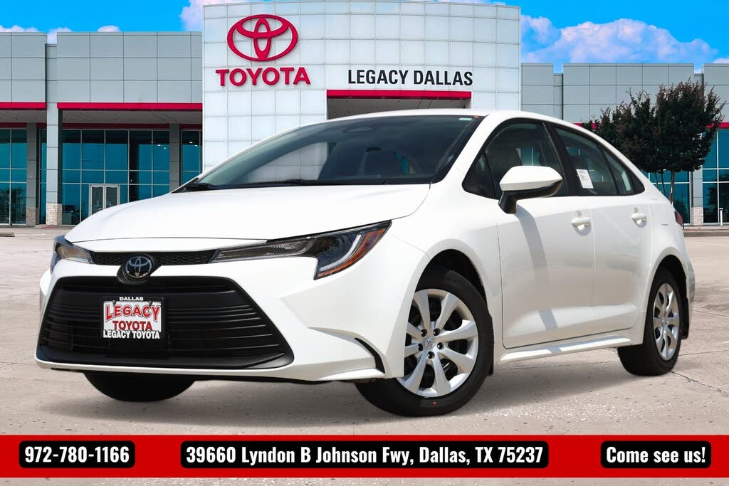 2024 Toyota Corolla LE FWD