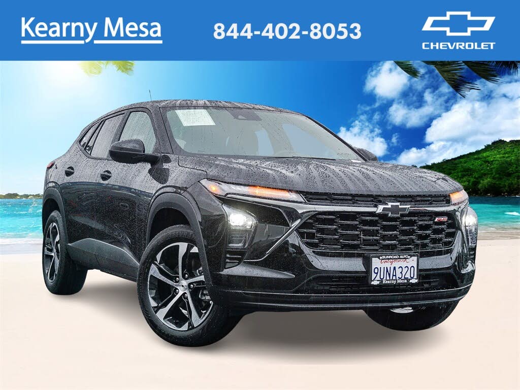 2025 Chevrolet Trax RS with 1RS FWD