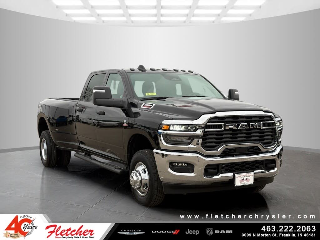 2026 RAM 3500 Tradesman Crew Cab LB DRW 4WD