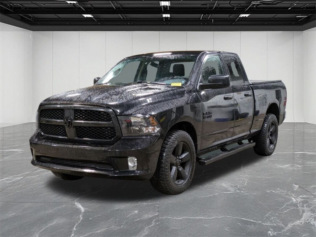 2018 RAM 1500 Express Quad Cab 4WD