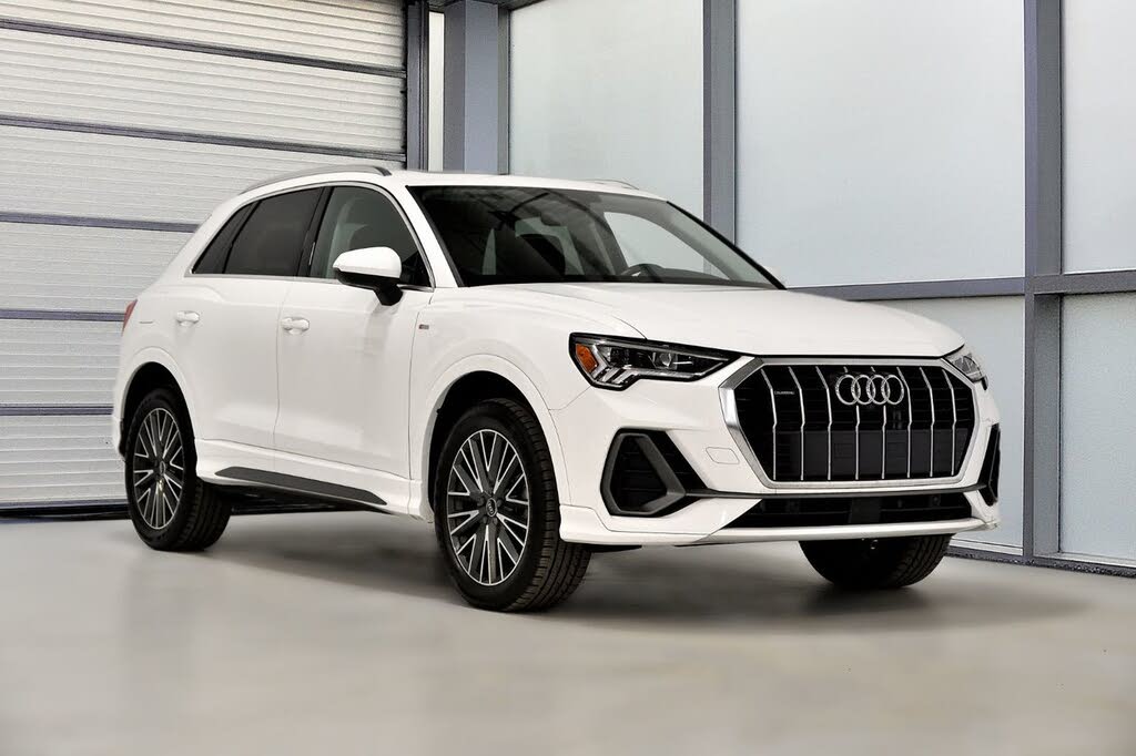 2023 Audi Q3 quattro Technik 45 TFSI