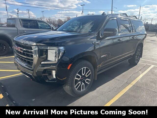 2023 GMC Yukon XL AT4 4WD