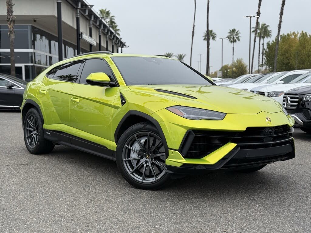 2023 Lamborghini Urus S AWD