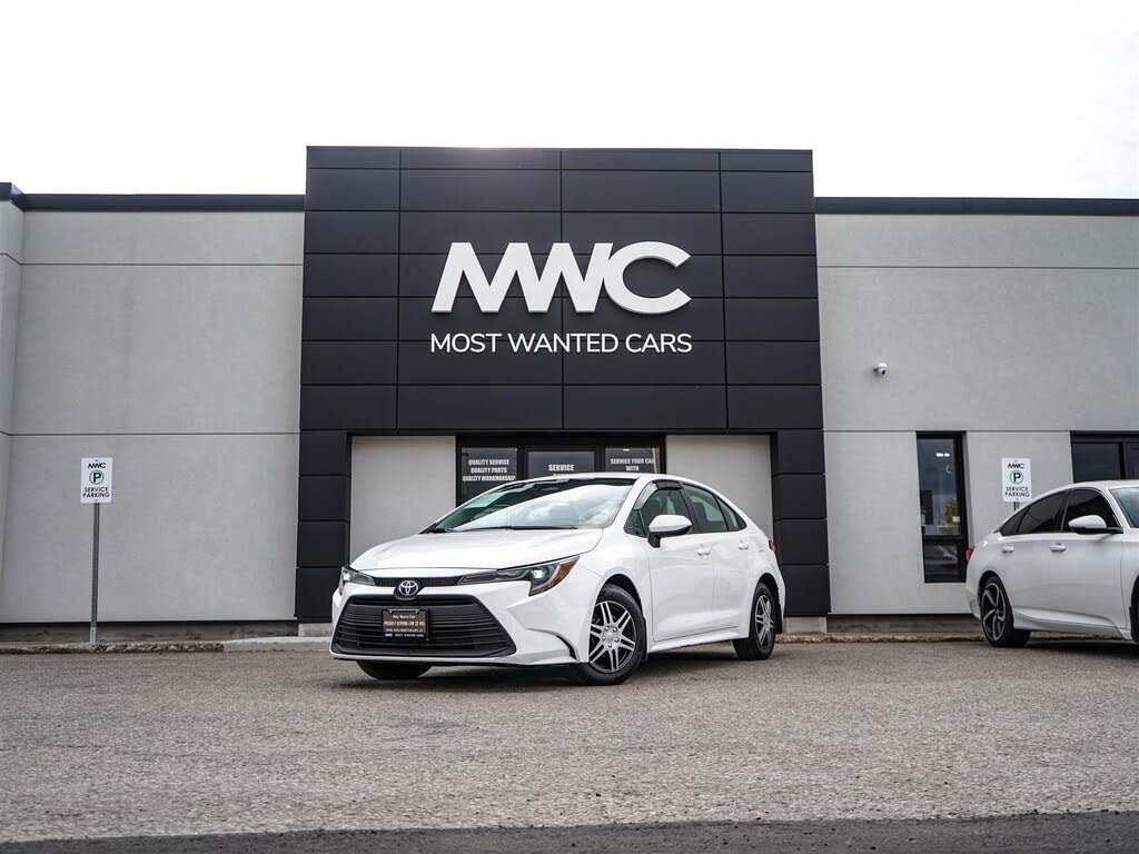 2023 Toyota Corolla LE FWD