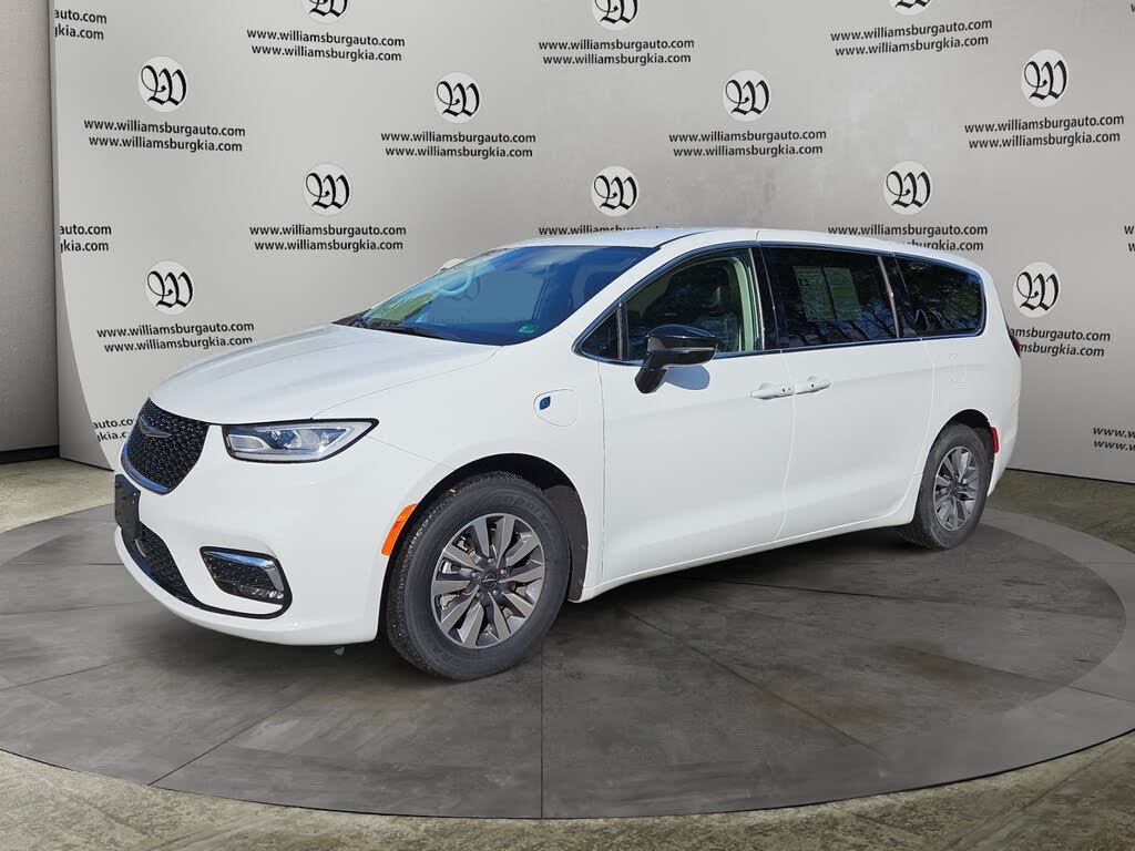 2024 Chrysler Pacifica Hybrid Select FWD
