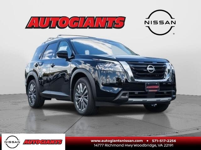 2025 Nissan Pathfinder SL 4WD