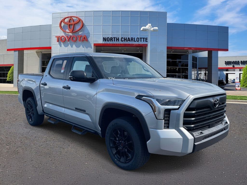 2025 Toyota Tundra SR5 CrewMax Cab 4WD