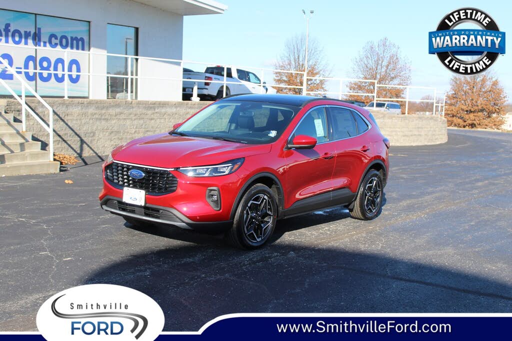 2026 Ford Escape Platinum AWD