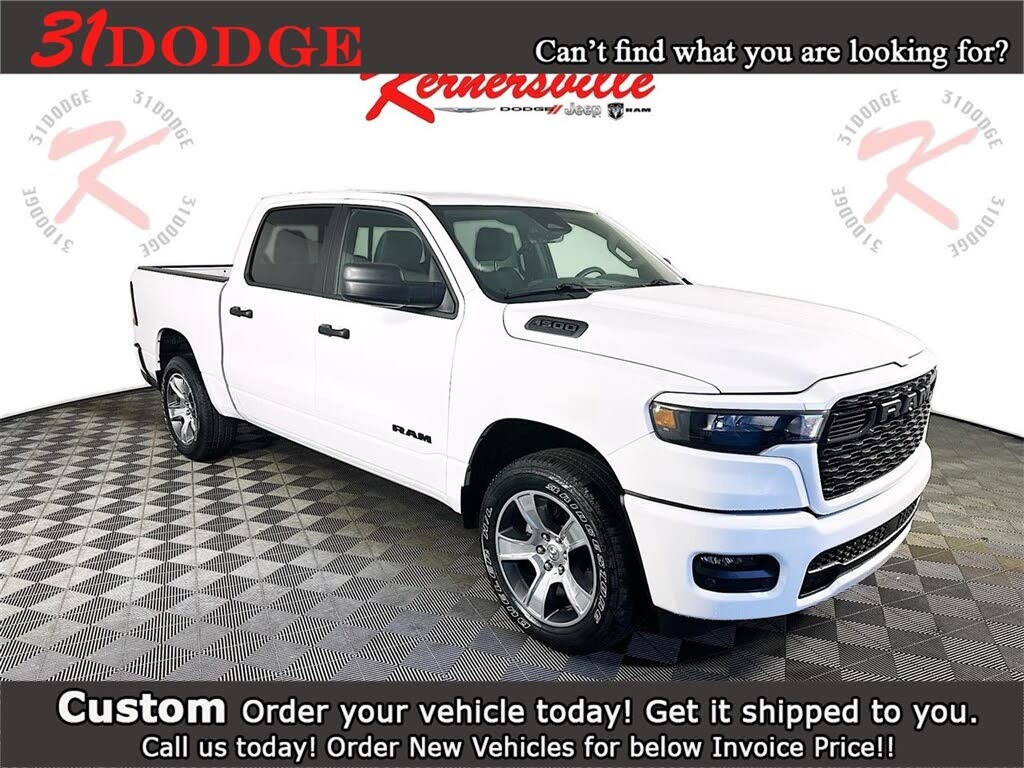 2026 RAM 1500 Express Crew Cab RWD