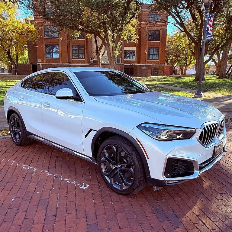 2021 BMW X6 xDrive40i AWD