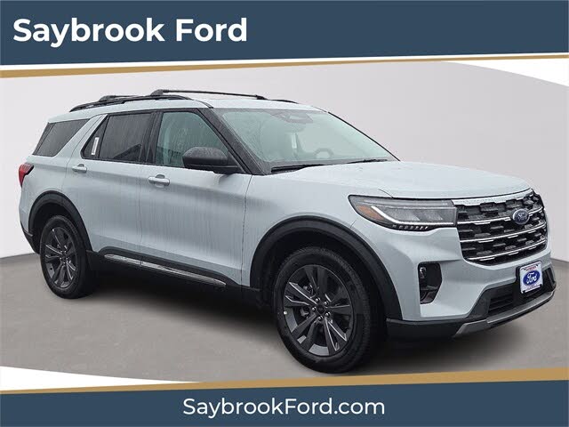 2025 Ford Explorer Active AWD