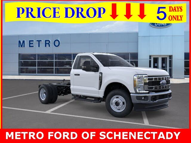 2025 Ford F-350 Super Duty Chassis XL Regular Cab DRW 4WD