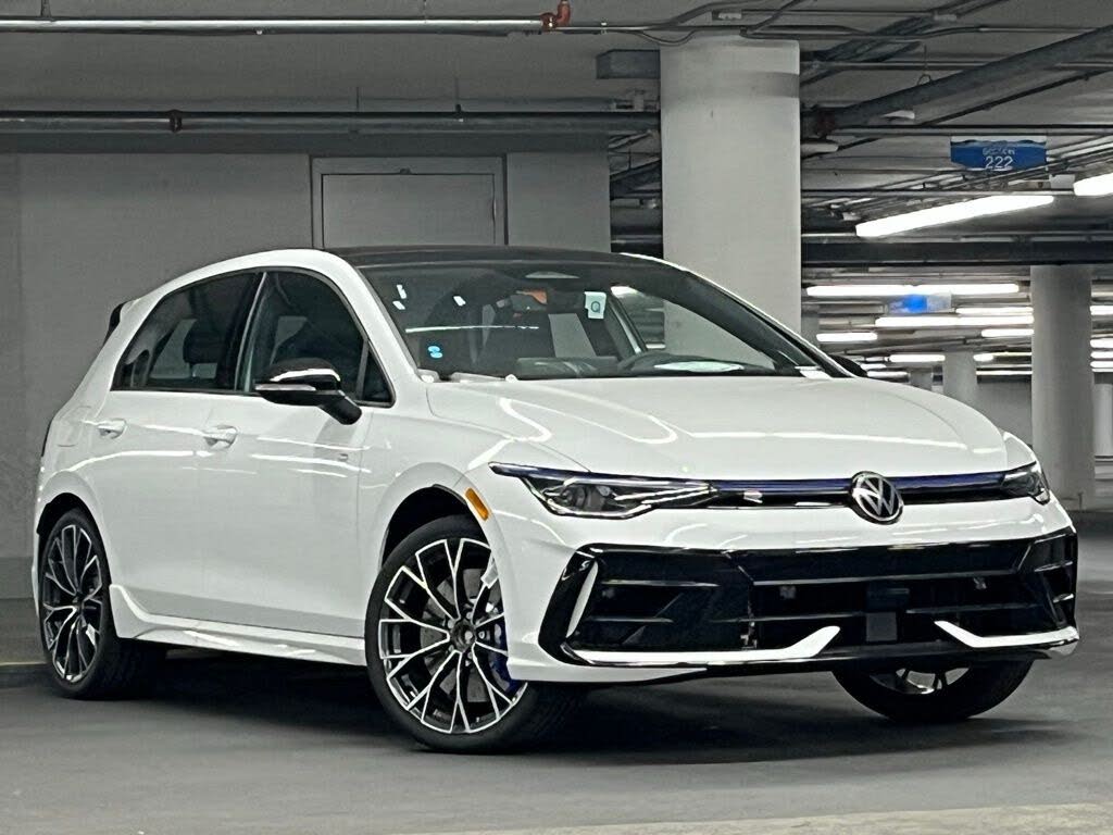 2026 Volkswagen Golf R 4Motion