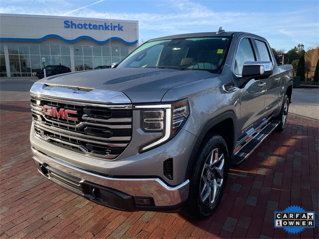 2023 GMC Sierra 1500 SLT Crew Cab 4WD
