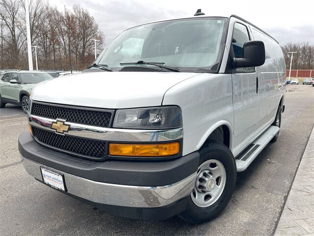 2024 Chevrolet Express Cargo 2500 RWD
