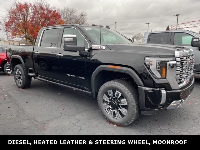 2025 GMC Sierra 2500HD Denali Crew Cab 4WD