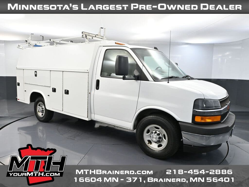 2017 Chevrolet Express Chassis 3500 139 Cutaway RWD