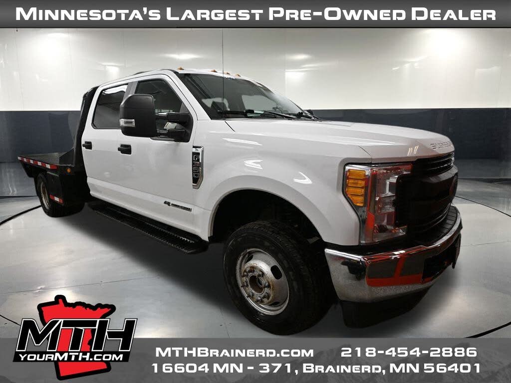 2017 Ford F-350 Super Duty Chassis XL Crew Cab DRW 4WD