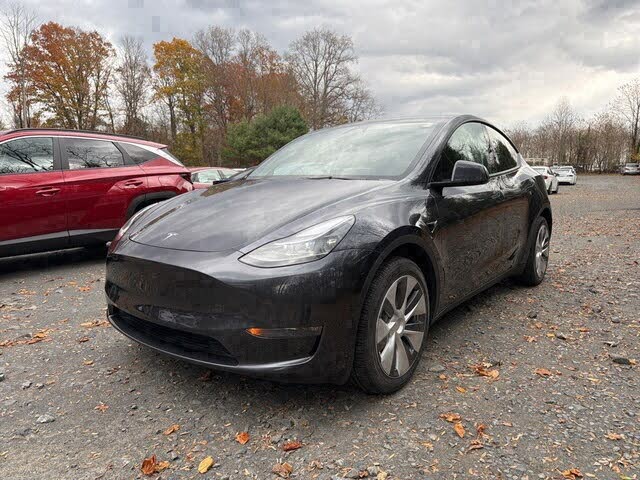 2024 Tesla Model Y Long Range AWD