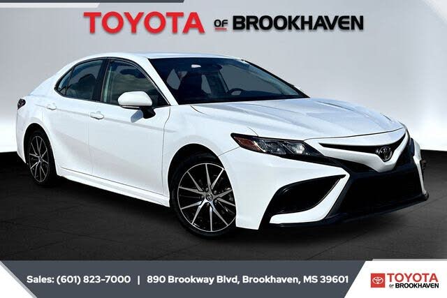 2024 Toyota Camry SE FWD